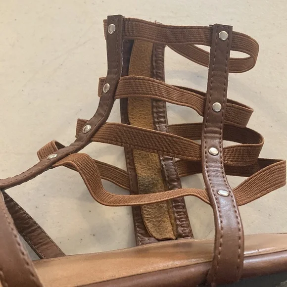 Stretchy Strap Ankle Sandals - Picture 8 of 10